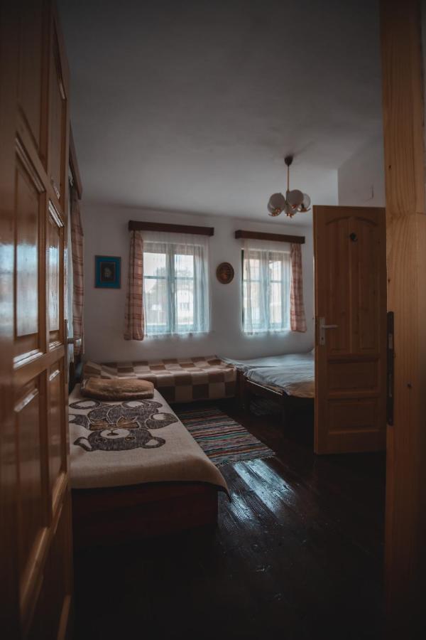Sziklakert - Eletorom Vendeghaz Rimetea Exterior foto